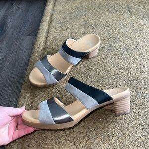 Dansko Black and Gray Sandals Modern Comfort Design